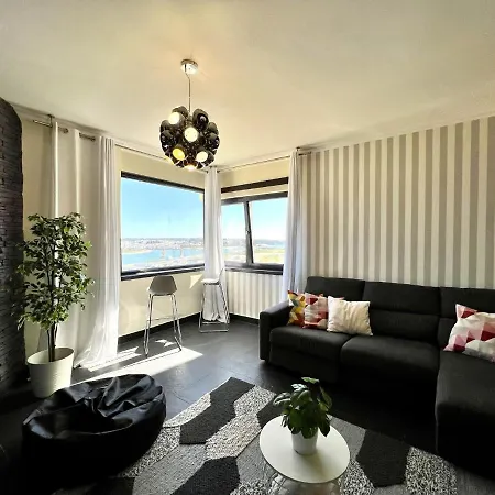 דירה River View By Homing