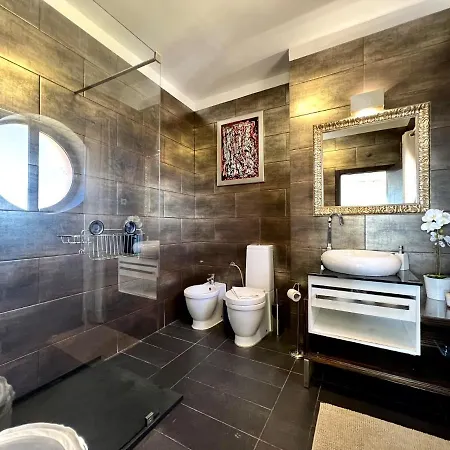 River View By Homing Apartment *