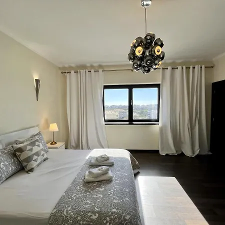 River View By Homing Apartment
